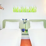Ibis Budget Issoire