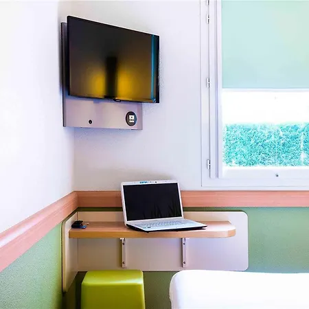 Ibis Budget Hotel 2*