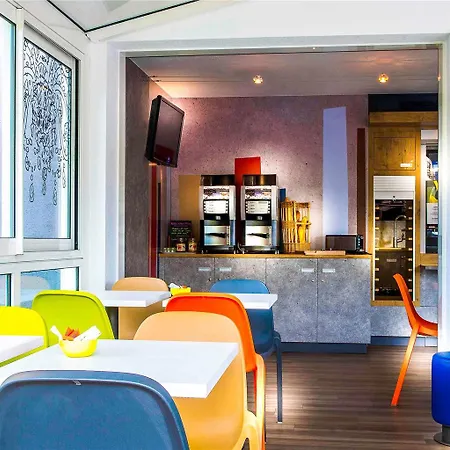 Ibis Budget Hotel 2*