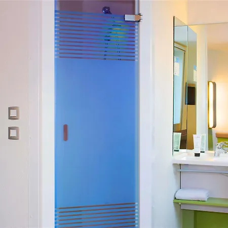 Ibis Budget Hotel 2*