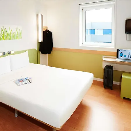 Ibis Budget 2*