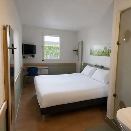 Hotel Ibis Budget 2*